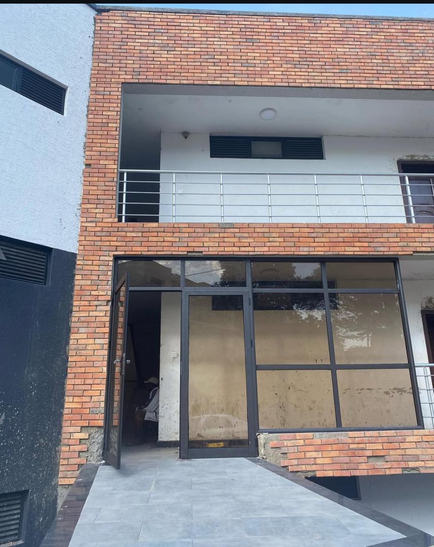 Aluminium doors & windows