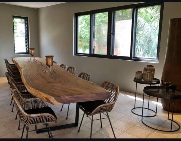Dining table set