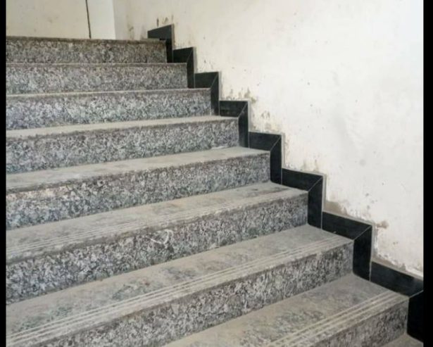 Installation of tiles
